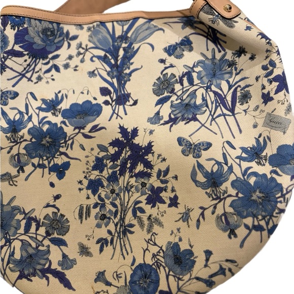 Gucci Blue and Cream Floral Hobo Bag - Picture 1 of 6